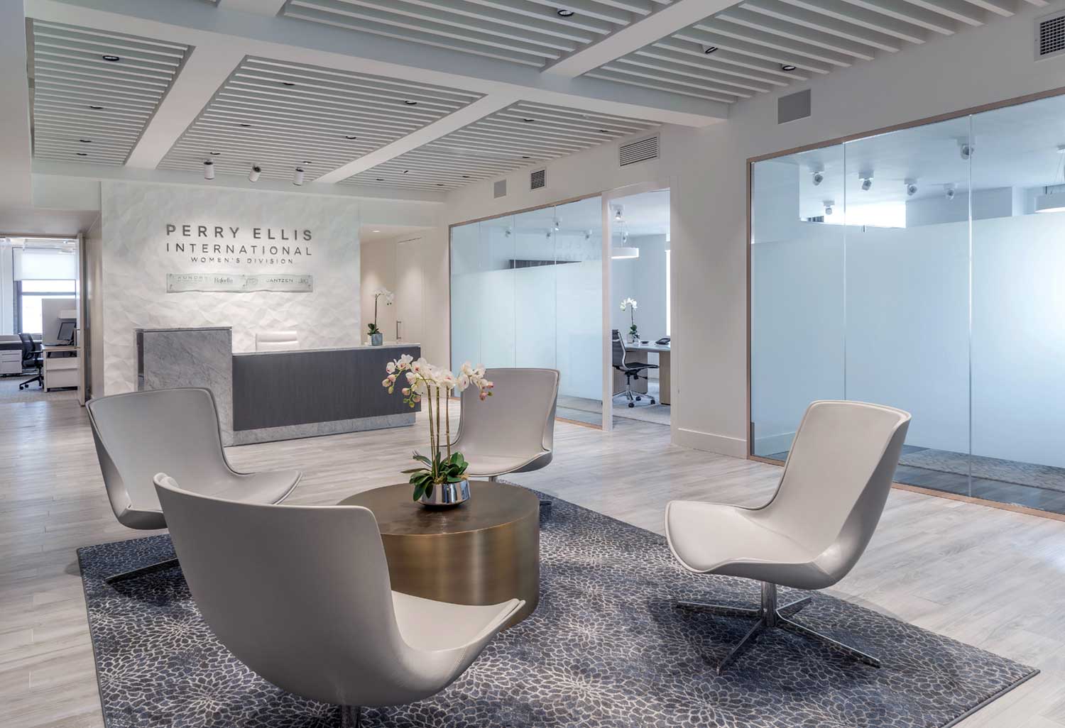 Laundry by Shelli Segal 01