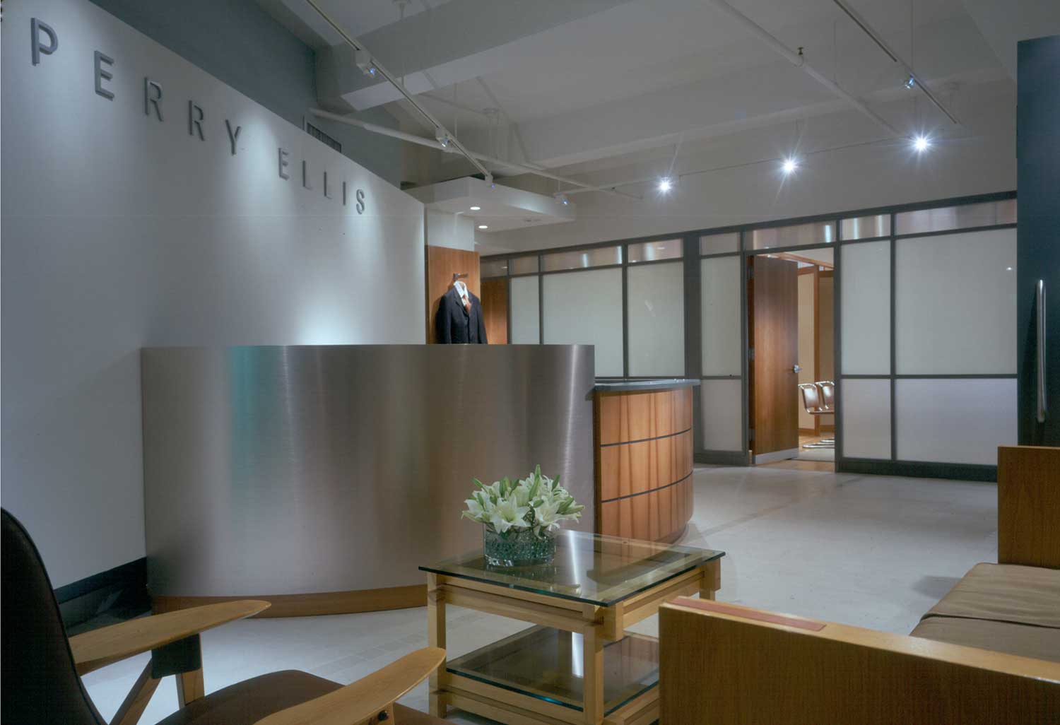 Perry Ellis Menswear 01