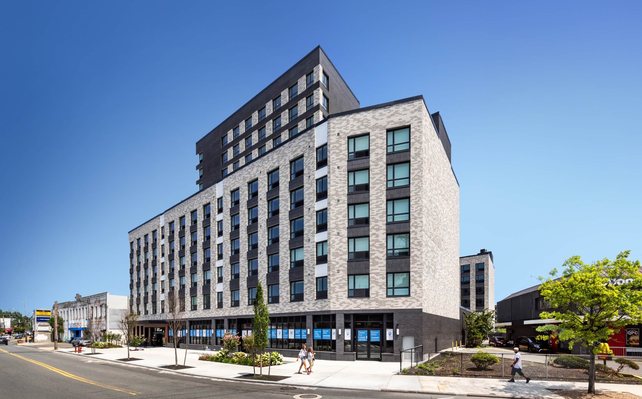 475 Bay Street 16