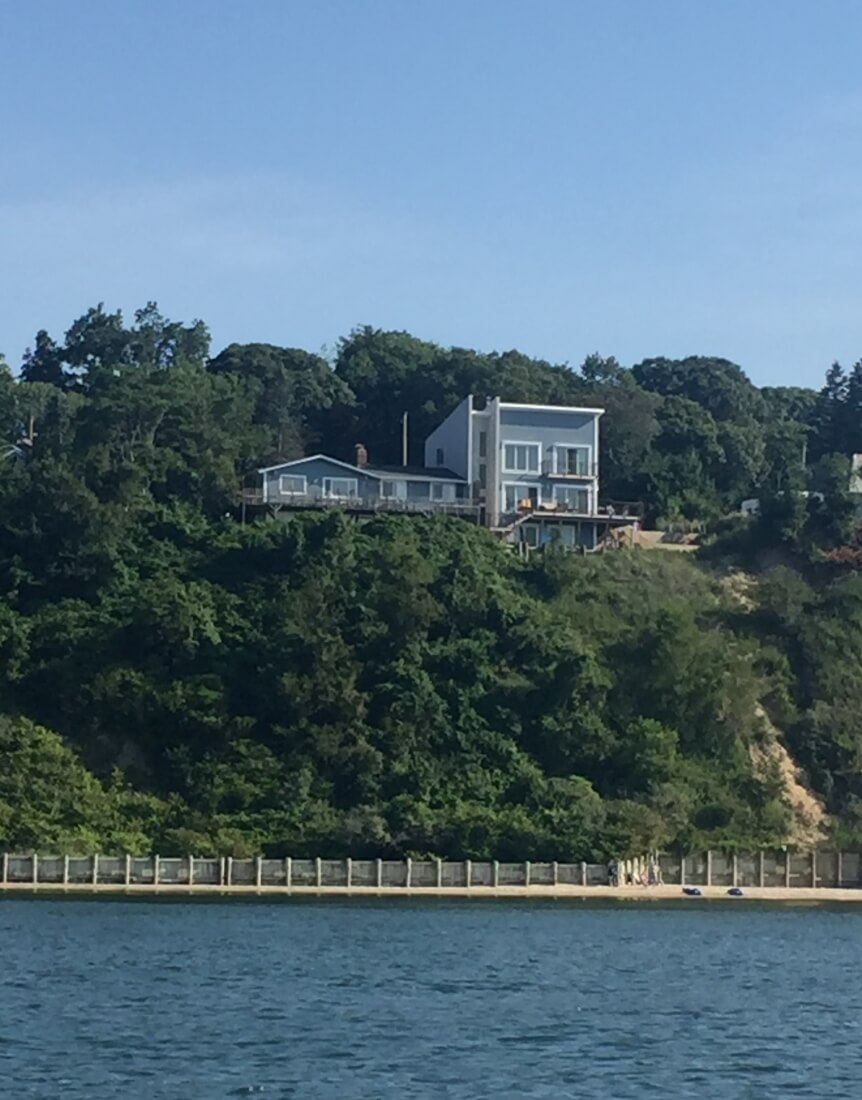 Sound Beach House 11